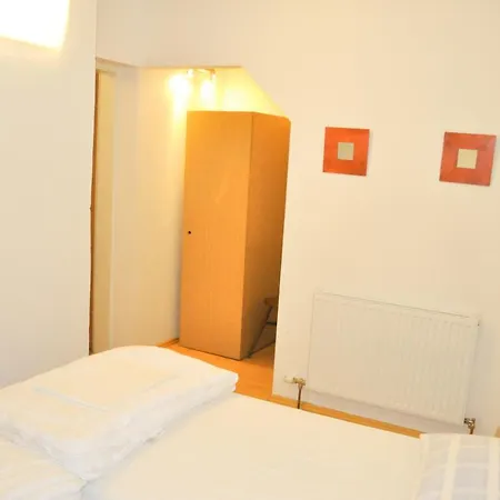 דירה Steinkogler אבנסי